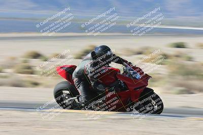 media/Oct-26-2025-Race Pace (Sun) [[c1447ca738]]/Verified/1-Turn 9 Inside (930am)/